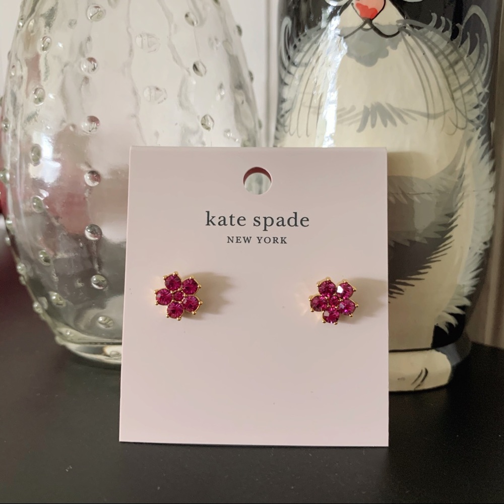 brand new 🌸 authentic kate spade flower studs 🌸